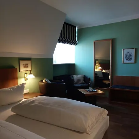 Hotel Kaiserhof Am Dom Řezno