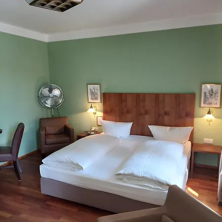 Hotel Kaiserhof Am Dom Řezno