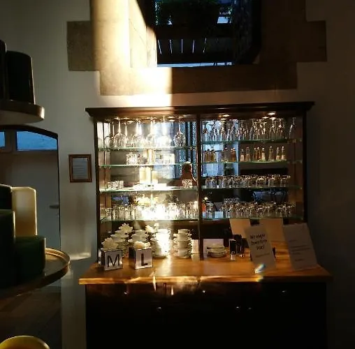 Kaiserhof Am Dom 3* Řezno